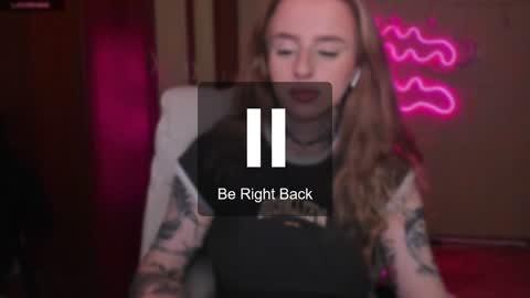 Julia online show from 01-18-25, 04:59