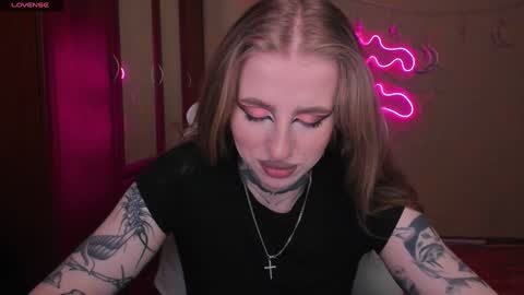 Julia online show from 01-23-25, 05:13