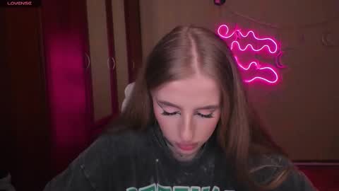 Julia online show from 02-13-25, 05:26