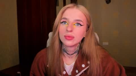 Julia online show from 10-04-25, 05:27