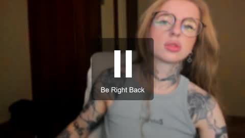 Julia online show from 11-28-25, 05:21