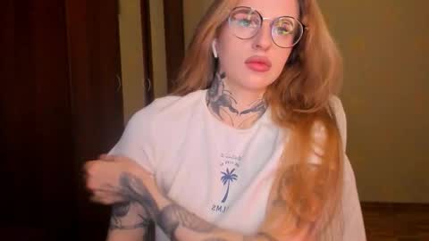 Julia online show from 02-05-26, 04:50