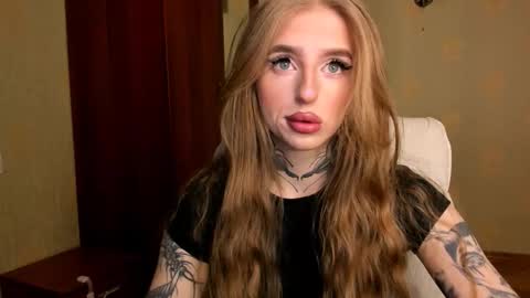 Julia online show from 02-15-26, 04:42