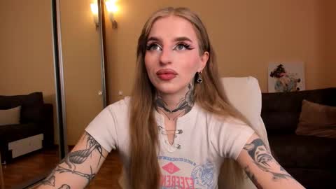 Julia online show from 03-16-26, 06:28