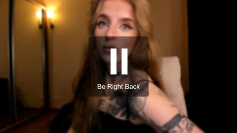 Snapshot of harley_kimm chatting on 05-25-26, 04:51 Julia online show from 05-25-26, 04:51