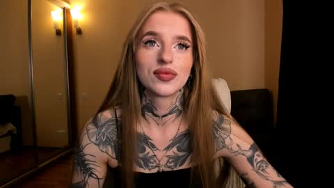 Snapshot of harley_kimm chatting on 05-29-26, 05:05 Julia online show from 05-29-26, 05:05