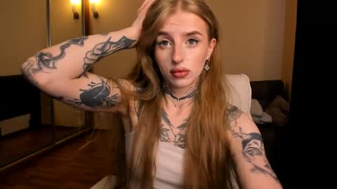 Snapshot of harley_kimm chatting on 06-08-26, 05:19 Julia online show from 06-08-26, 05:19