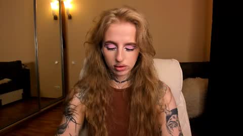 Snapshot of harley_kimm chatting on 07-05-26, 05:47 Julia online show from 07-05-26, 05:47