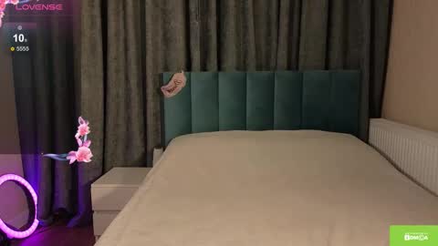 Snapshot of harleyheat69 chatting on 02-05-26, 04:55 Hanna online show from 02-05-26, 04:55