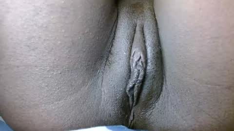 harleys_ebony online show from 12-21-24, 10:06