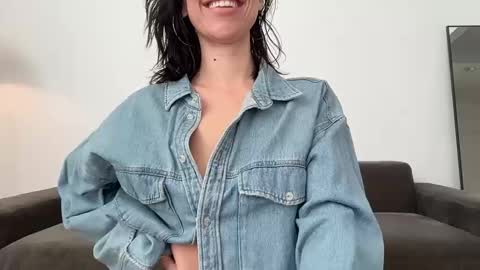 Snapshot of harlow_xo chatting on 02-13-26, 05:20 Harlow online show from 02-13-26, 05:20