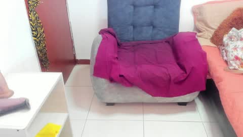 Snapshot of harly_queen77 chatting on 01-15-25, 01:09 Harly online show from 01-15-25, 01:09