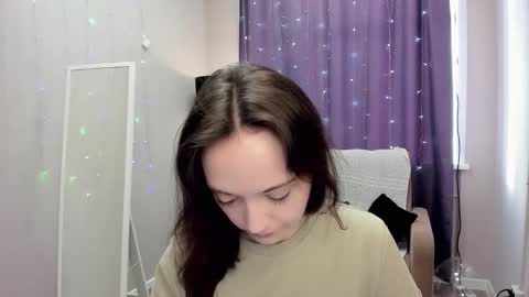 Snapshot of harmoni_love chatting on 03-13-26, 04:41 Alice online show from 03-13-26, 04:41