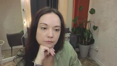 Snapshot of harmoni_love chatting on 03-15-26, 04:29 Alice online show from 03-15-26, 04:29