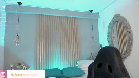 Snapshot of harmonybabe_ chatting on 03-01-25, 11:26 Harmony online show from 03-01-25, 11:26