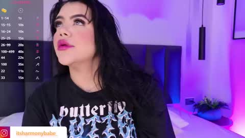 Snapshot of harmonybabe_ chatting on 09-11-25, 11:32 Harmony online show from 09-11-25, 11:32