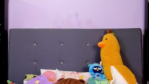 Snapshot of harmonyy_hill chatting on 11-24-25, 10:53 Harmony Hill online show from 11-24-25, 10:53