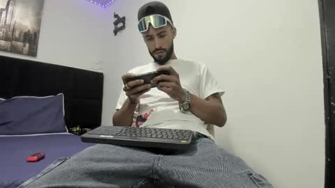 Snapshot of harold_999 chatting on 10-12-25, 09:58 harold_999 online show from 10-12-25, 09:58