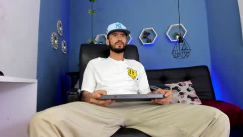 harold_999 online show from 04-29-26, 06:17