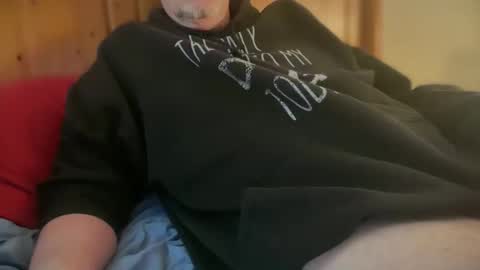 Snapshot of haroldhaller chatting on 11-26-25, 02:18 Harry H online show from 11-26-25, 02:18