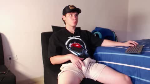 Sebastian online show from 10-20-25, 08:09