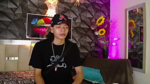 Snapshot of harry_jhonsonn chatting on 12-28-24, 10:23 Harry online show from 12-28-24, 10:23