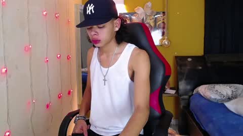 Snapshot of harry_jhonsonn chatting on 01-10-25, 02:46 Harry online show from 01-10-25, 02:46
