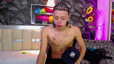 Snapshot of harry_jhonsonn chatting on 01-14-25, 12:22 Harry online show from 01-14-25, 12:22
