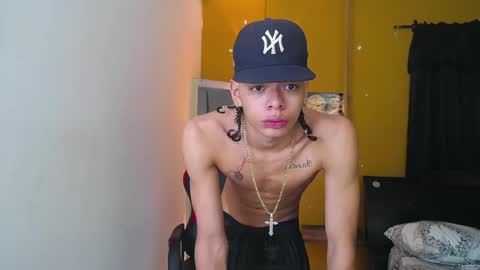 Snapshot of harry_jhonsonn chatting on 02-27-25, 07:55 Harry online show from 02-27-25, 07:55