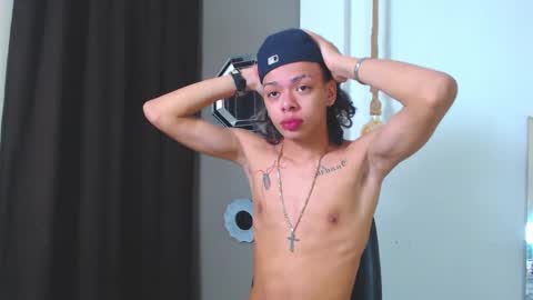 Snapshot of harry_jhonsonn chatting on 03-06-25, 08:30 Harry online show from 03-06-25, 08:30