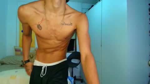 Snapshot of harry_jhonsonn chatting on 09-10-25, 02:50 Harry online show from 09-10-25, 02:50