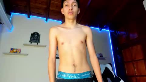 Snapshot of harry_jonshon69 chatting on 12-19-25, 11:34 harry online show from 12-19-25, 11:34