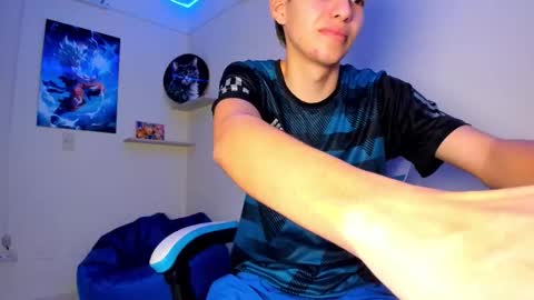 Snapshot of harry_jonshon69 chatting on 02-23-26, 01:58 harry online show from 02-23-26, 01:58