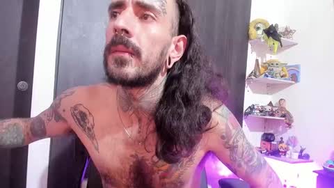 OMAR online show from 11-08-25, 04:23