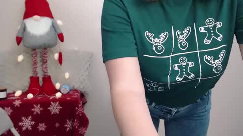Snapshot of hartfoxx chatting on 12-27-24, 07:40 hartfoxx online show from 12-27-24, 07:40