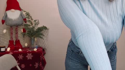 Snapshot of hartfoxx chatting on 01-01-25, 06:15 hartfoxx online show from 01-01-25, 06:15