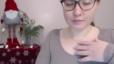 Snapshot of hartfoxx chatting on 01-03-25, 12:54 hartfoxx online show from 01-03-25, 12:54