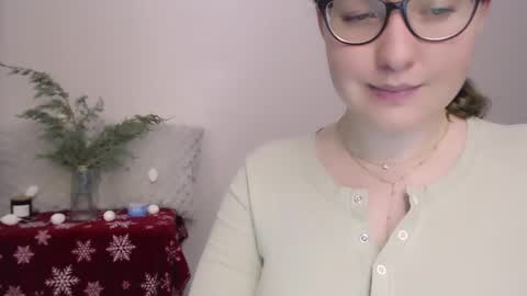 Snapshot of hartfoxx chatting on 01-23-25, 12:35 hartfoxx online show from 01-23-25, 12:35
