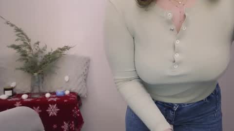 Snapshot of hartfoxx chatting on 01-31-25, 04:27 hartfoxx online show from 01-31-25, 04:27