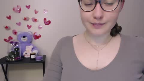 Snapshot of hartfoxx chatting on 02-04-25, 12:08 hartfoxx online show from 02-04-25, 12:08