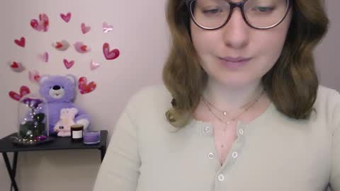 Snapshot of hartfoxx chatting on 02-05-25, 11:17 hartfoxx online show from 02-05-25, 11:17