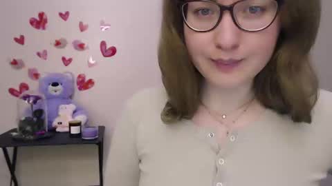 Snapshot of hartfoxx chatting on 02-13-25, 09:49 hartfoxx online show from 02-13-25, 09:49
