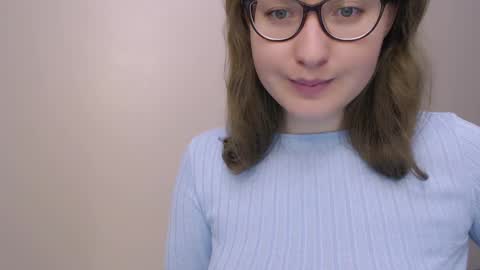 Snapshot of hartfoxx chatting on 02-22-25, 12:49 hartfoxx online show from 02-22-25, 12:49