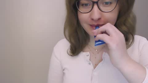 Snapshot of hartfoxx chatting on 02-26-25, 12:38 hartfoxx online show from 02-26-25, 12:38