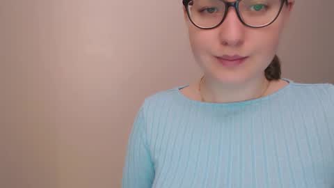 Snapshot of hartfoxx chatting on 03-04-25, 01:45 hartfoxx online show from 03-04-25, 01:45
