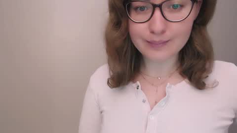 Snapshot of hartfoxx chatting on 03-06-25, 12:54 hartfoxx online show from 03-06-25, 12:54