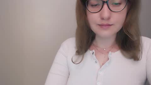 Snapshot of hartfoxx chatting on 03-08-25, 02:45 hartfoxx online show from 03-08-25, 02:45