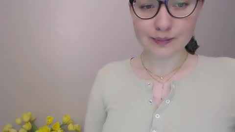 Snapshot of hartfoxx chatting on 03-10-25, 10:02 hartfoxx online show from 03-10-25, 10:02