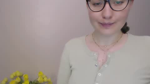 Snapshot of hartfoxx chatting on 03-11-25, 01:05 hartfoxx online show from 03-11-25, 01:05