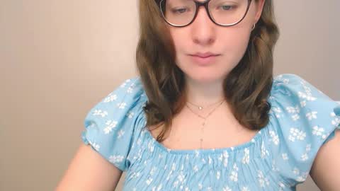 Snapshot of hartfoxx chatting on 09-10-25, 05:51 hartfoxx online show from 09-10-25, 05:51